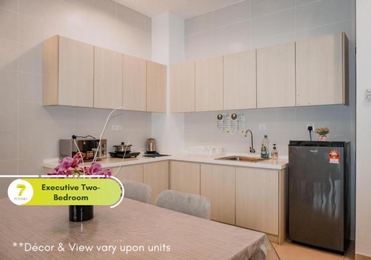 Aparthotel 7stonez Residences Midhills