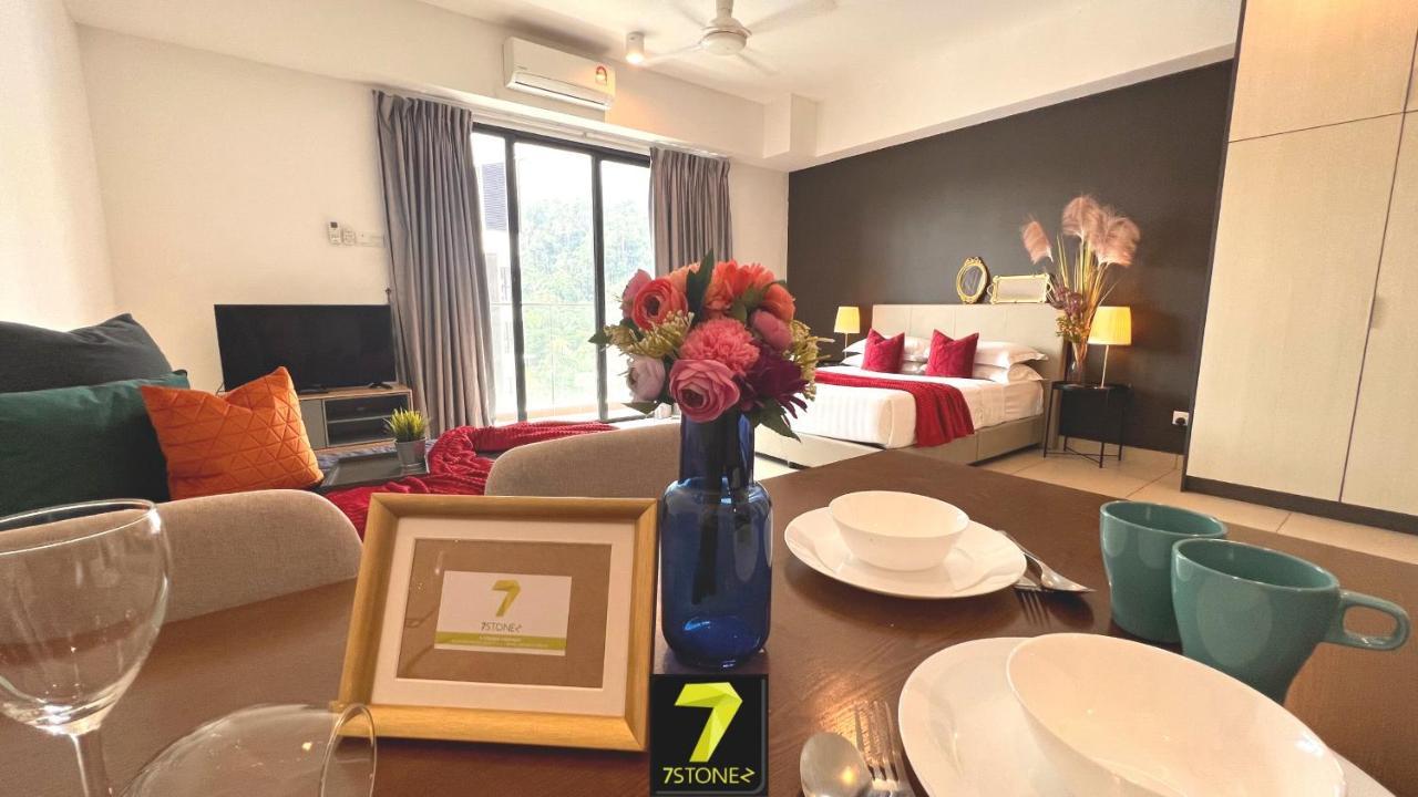 Aparthotel 7stonez Residences Midhills